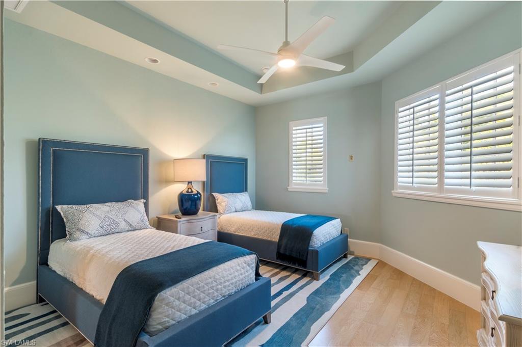 RIDGE LAKE - Residential