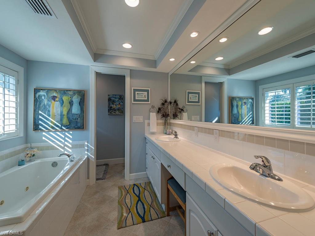 MOORINGS - Residential