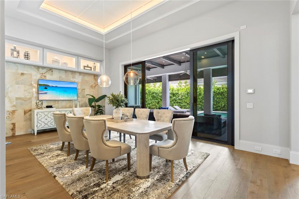 PARK SHORE - Residential