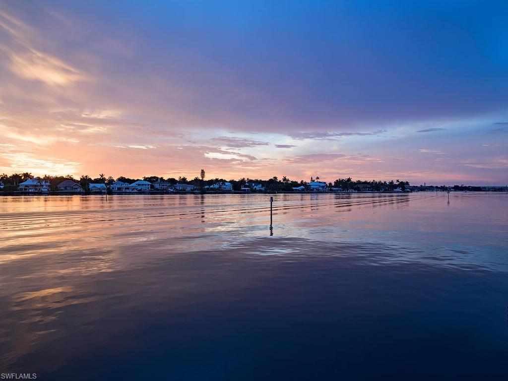 ROYAL HARBOR - Residential