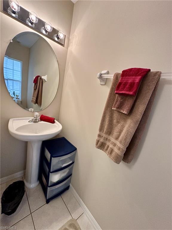 FOREST LAKE TOWNHOMES - Residential Lease