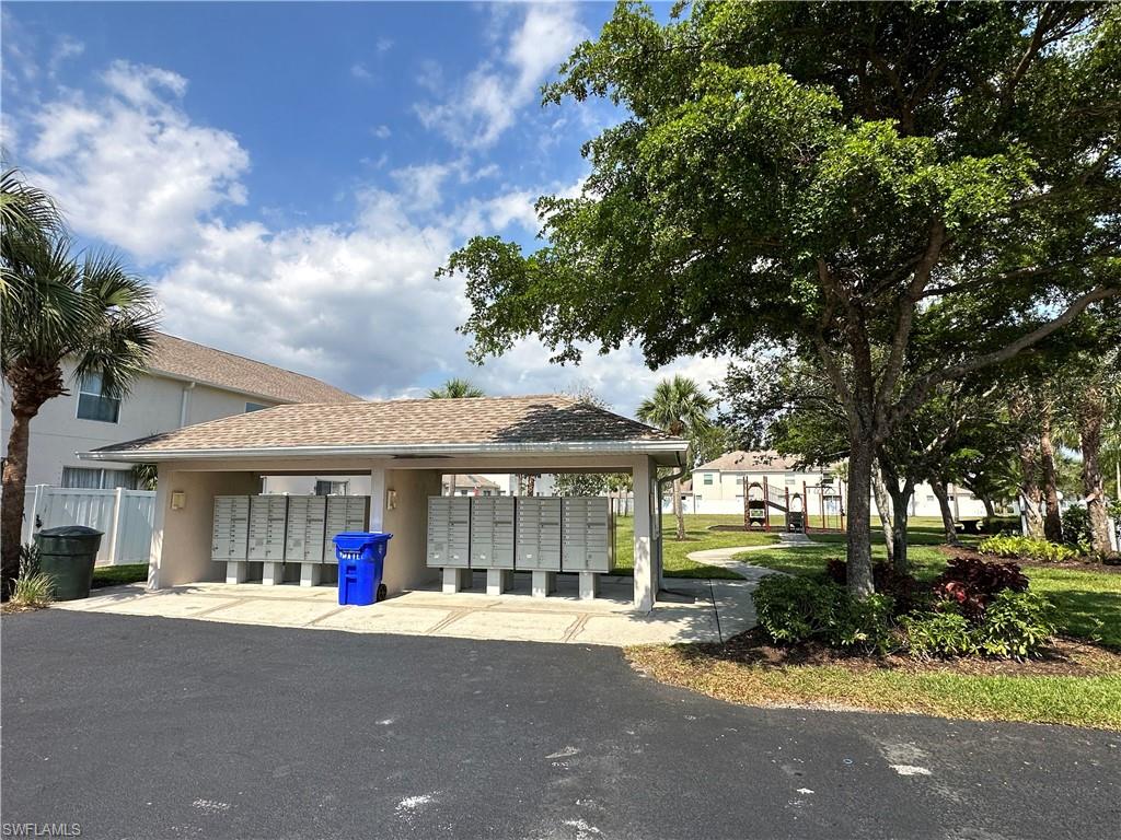 FOREST LAKE TOWNHOMES - Residential Lease