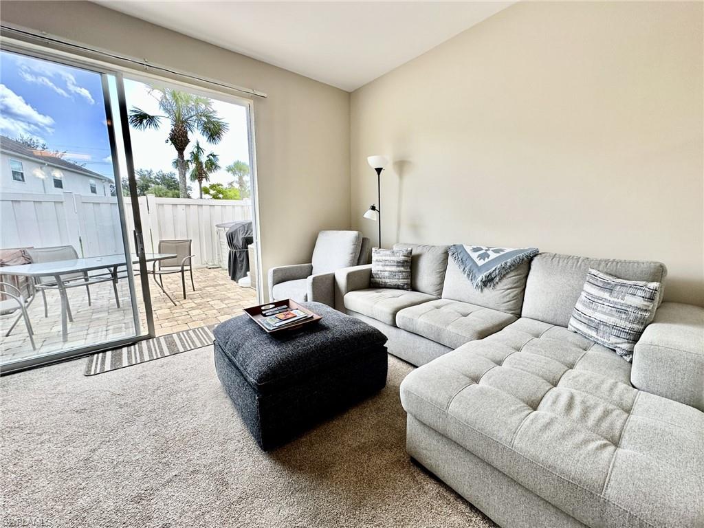 FOREST LAKE TOWNHOMES - Residential Lease