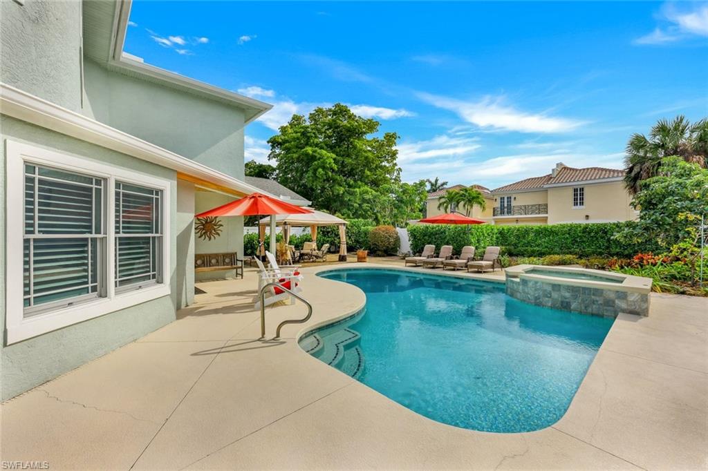 OLDE NAPLES - Residential