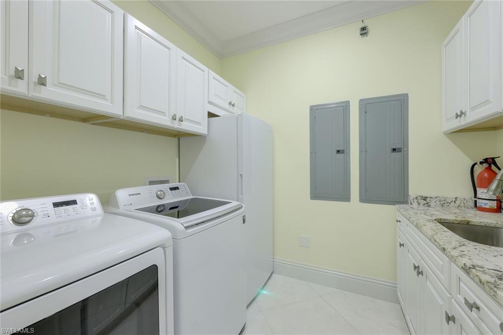 OLDE NAPLES - Residential