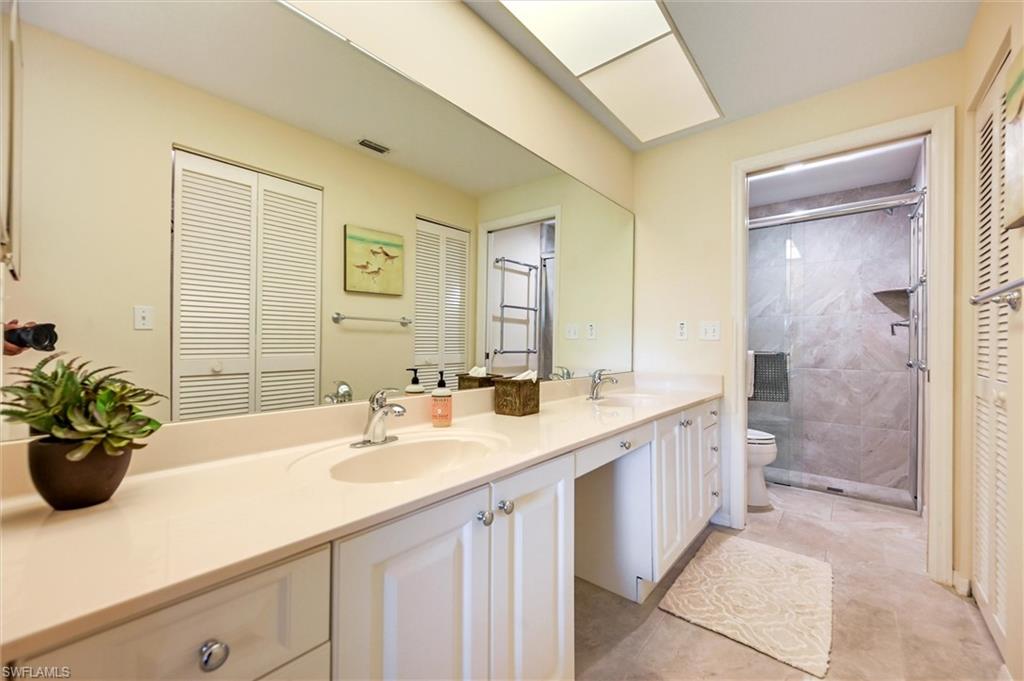 LAUREL OAKS AT PELICAN BAY - Residential