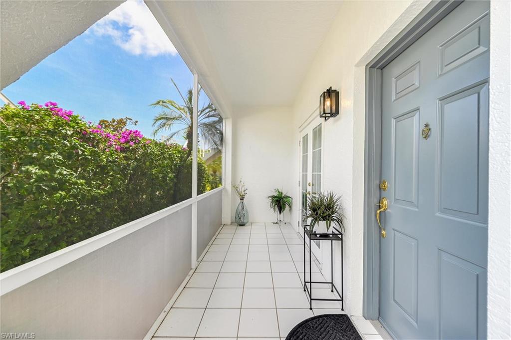 LAUREL OAKS AT PELICAN BAY - Residential