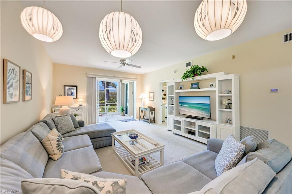 LAUREL OAKS AT PELICAN BAY - Residential