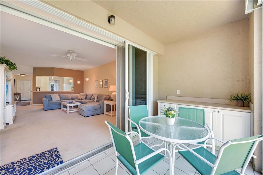LAUREL OAKS AT PELICAN BAY - Residential
