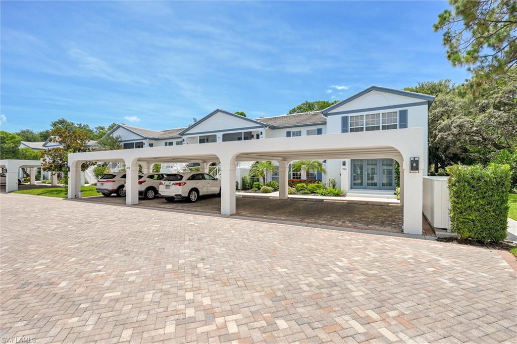LAUREL OAKS AT PELICAN BAY - Residential