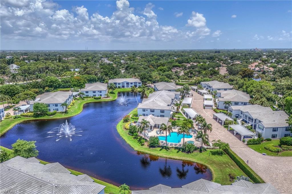 LAUREL OAKS AT PELICAN BAY - Residential