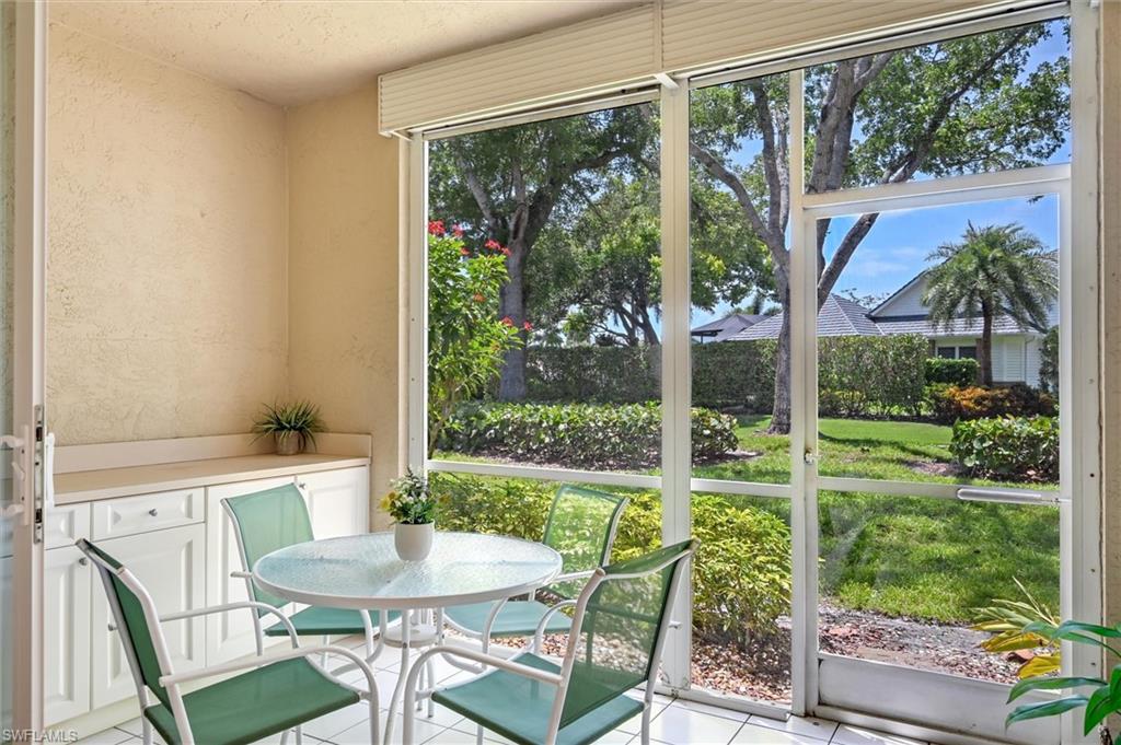 LAUREL OAKS AT PELICAN BAY - Residential