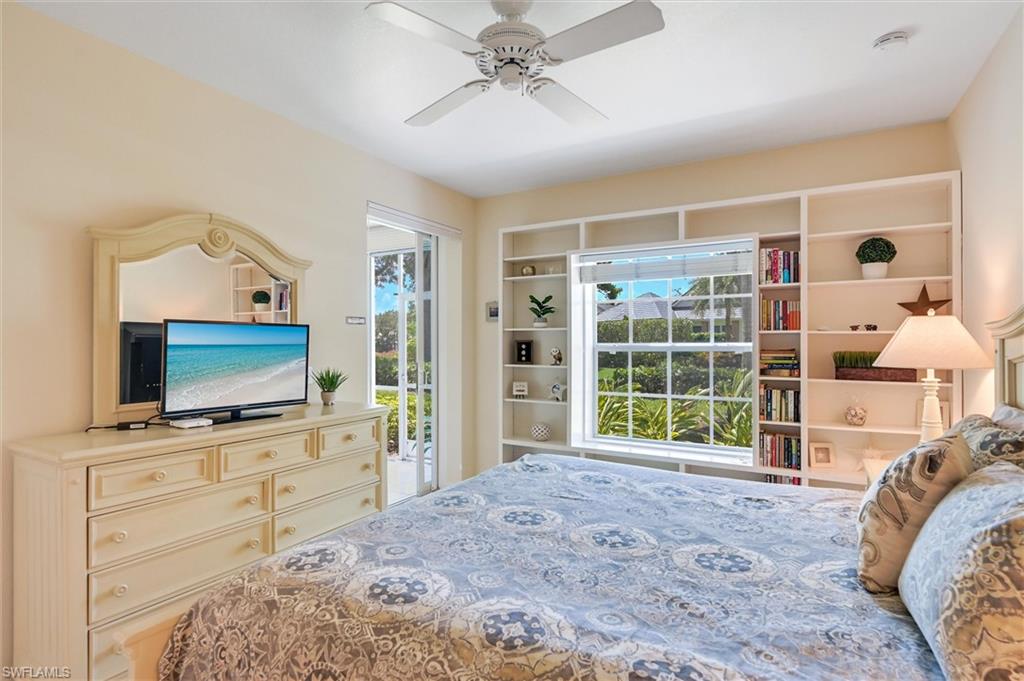 LAUREL OAKS AT PELICAN BAY - Residential