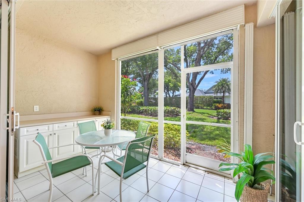 LAUREL OAKS AT PELICAN BAY - Residential