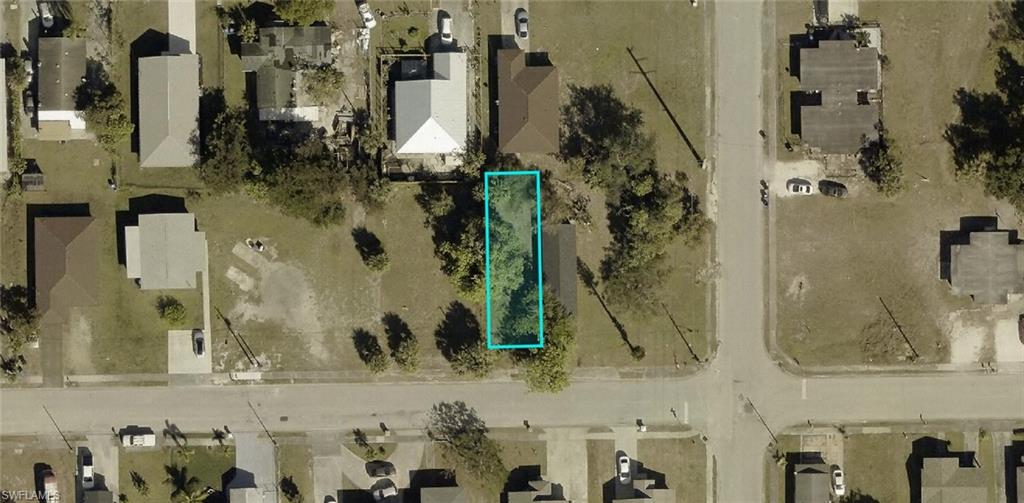 LEHIGH ACRES - Land