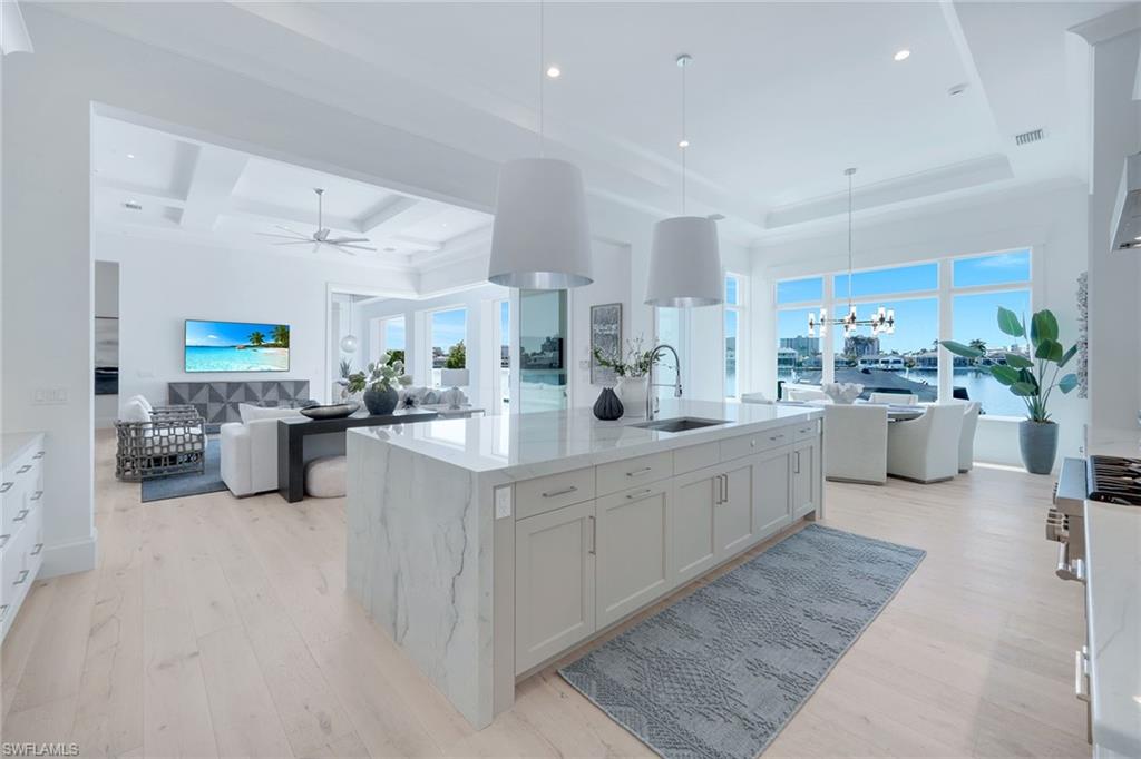 MARCO ISLAND - Residential
