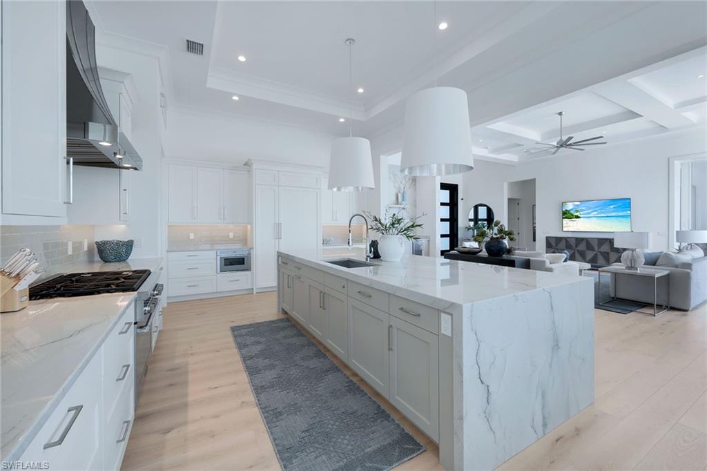 MARCO ISLAND - Residential