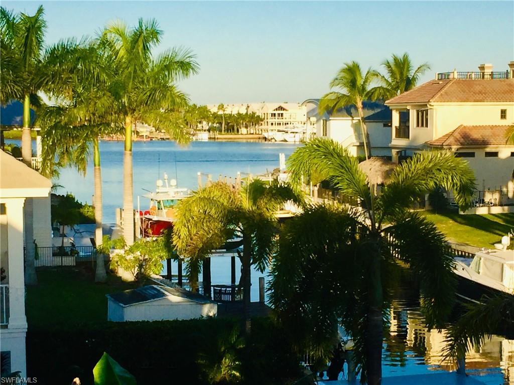 GOLDEN SHORES - Residential