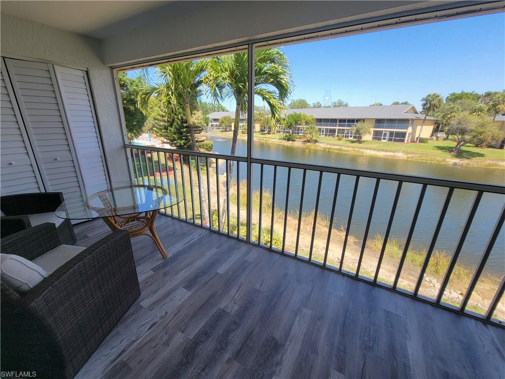 ABBEY ON THE LAKE - Residential