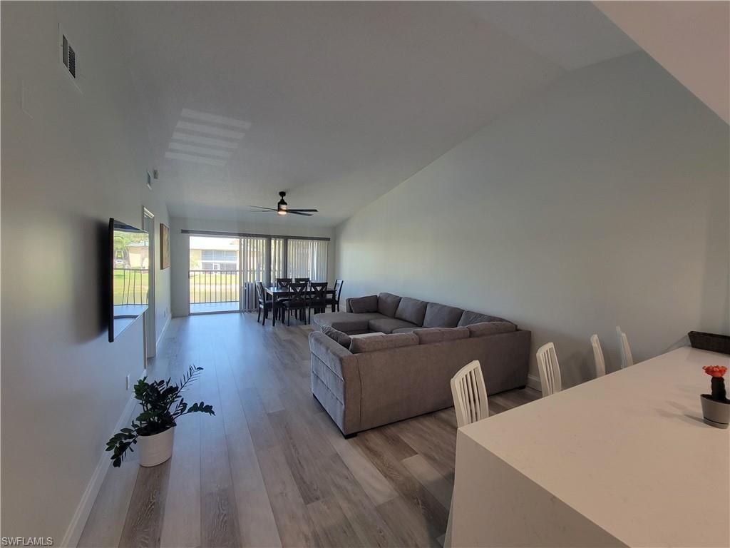 ABBEY ON THE LAKE - Residential
