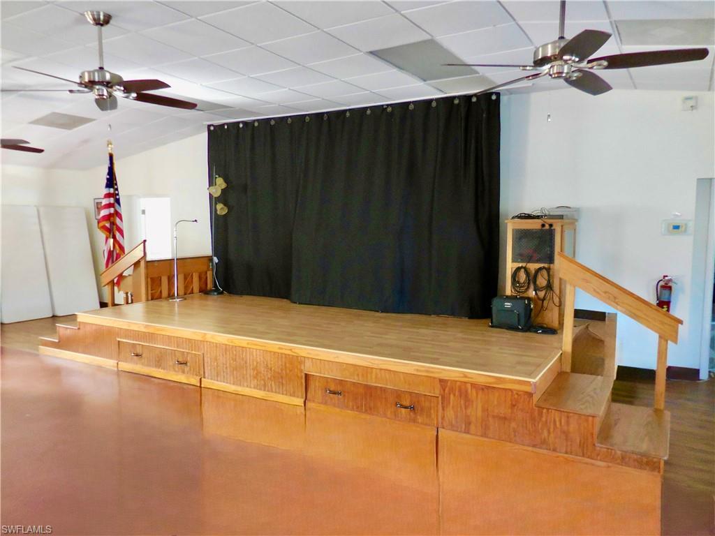 ENCHANTING ACRES MOBILE HOME - Land