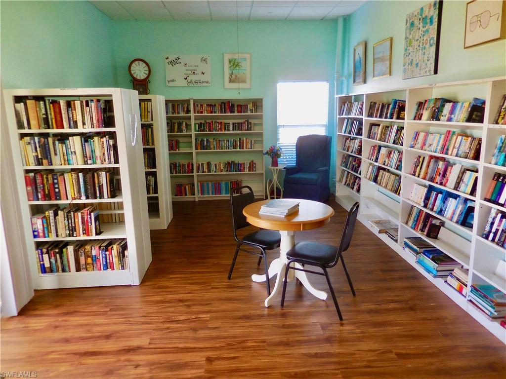 ENCHANTING ACRES MOBILE HOME - Land