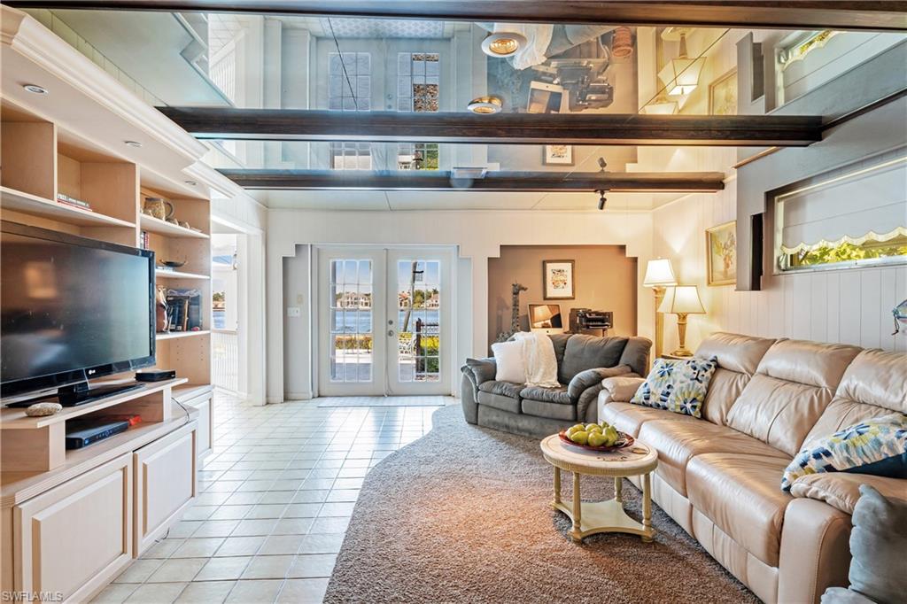 ROYAL HARBOR - Residential