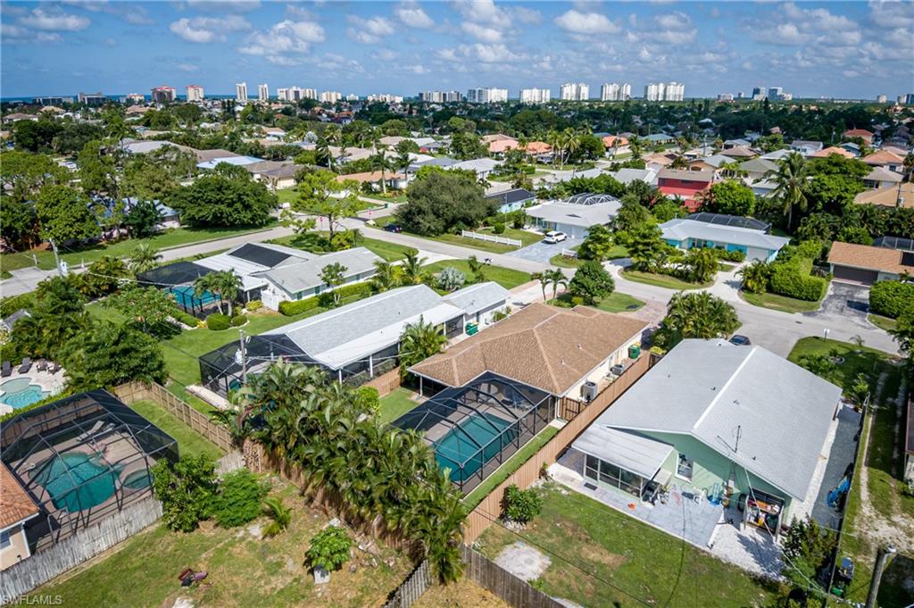 NAPLES PARK - Residential