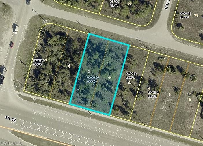 LEHIGH ACRES - Land