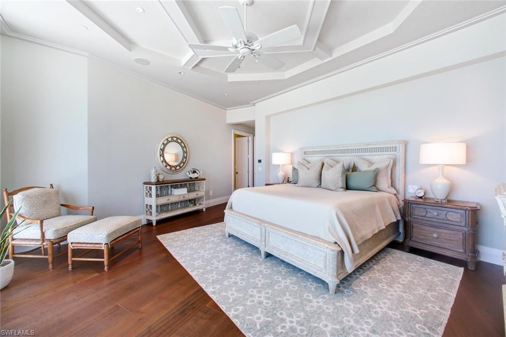 BAREFOOT BEACH - Residential
