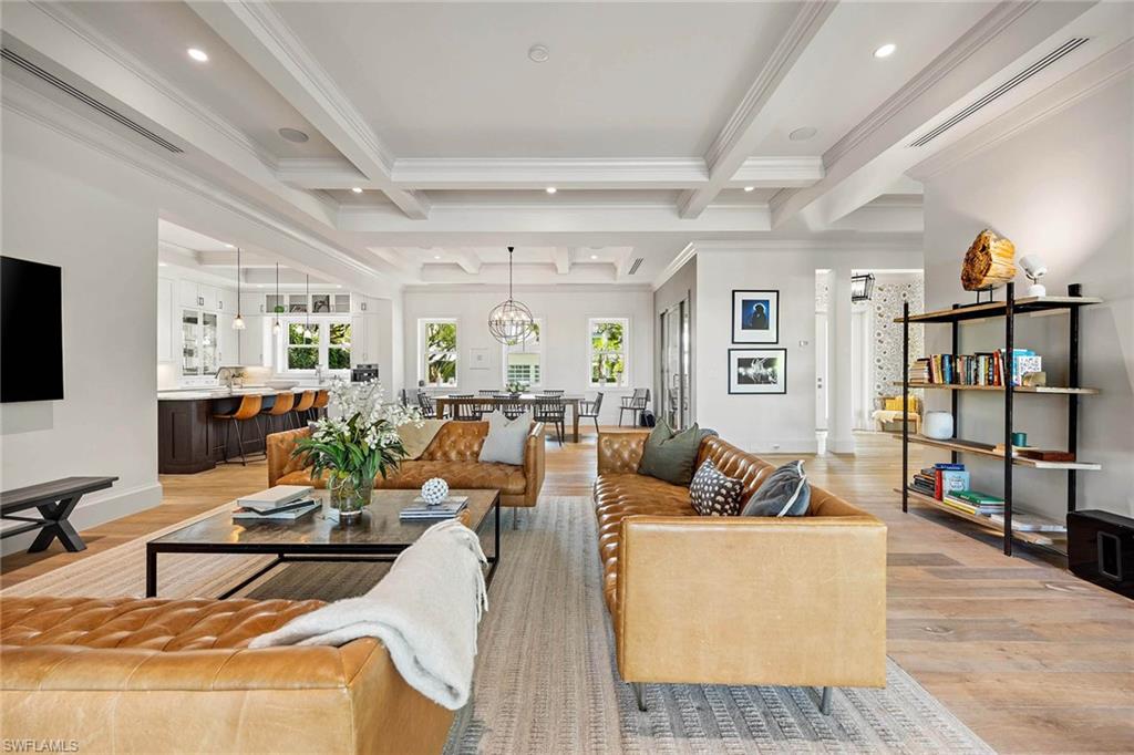 OLDE NAPLES - Residential