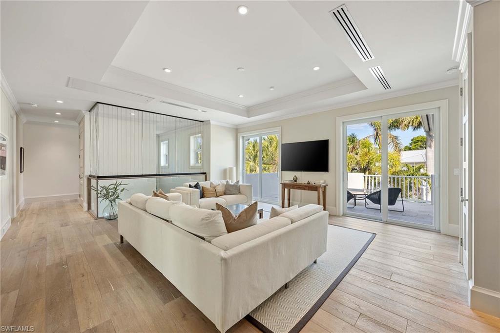 OLDE NAPLES - Residential