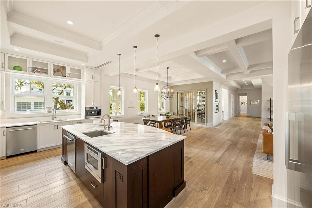 OLDE NAPLES - Residential