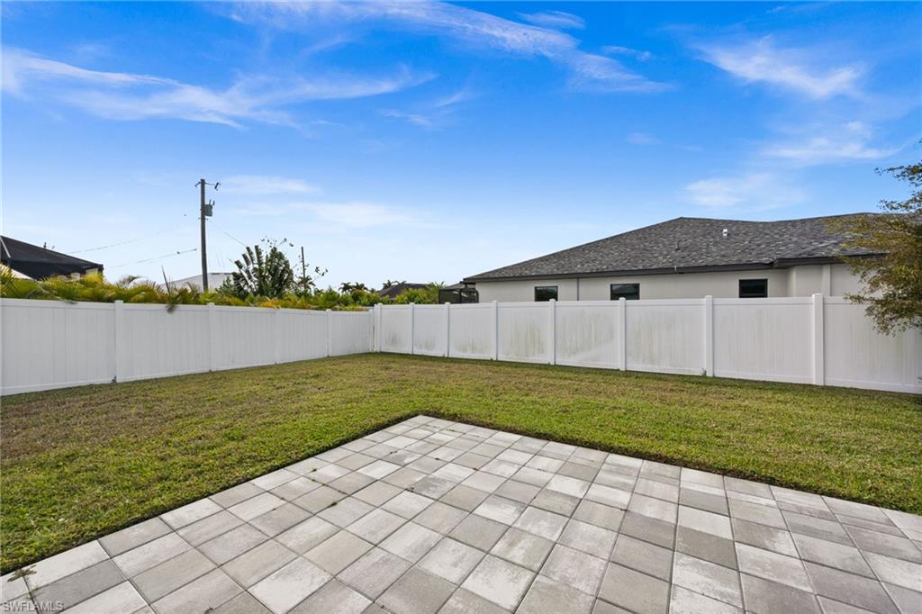 CAPE CORAL - Residential