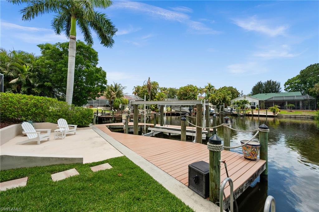 FOUR MILE COVE - Residential