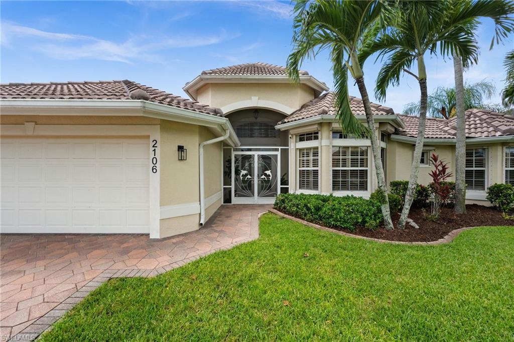 FOUR MILE COVE - Residential