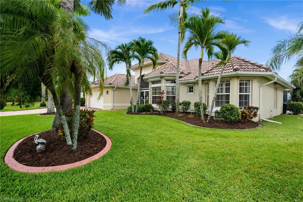 FOUR MILE COVE - Residential