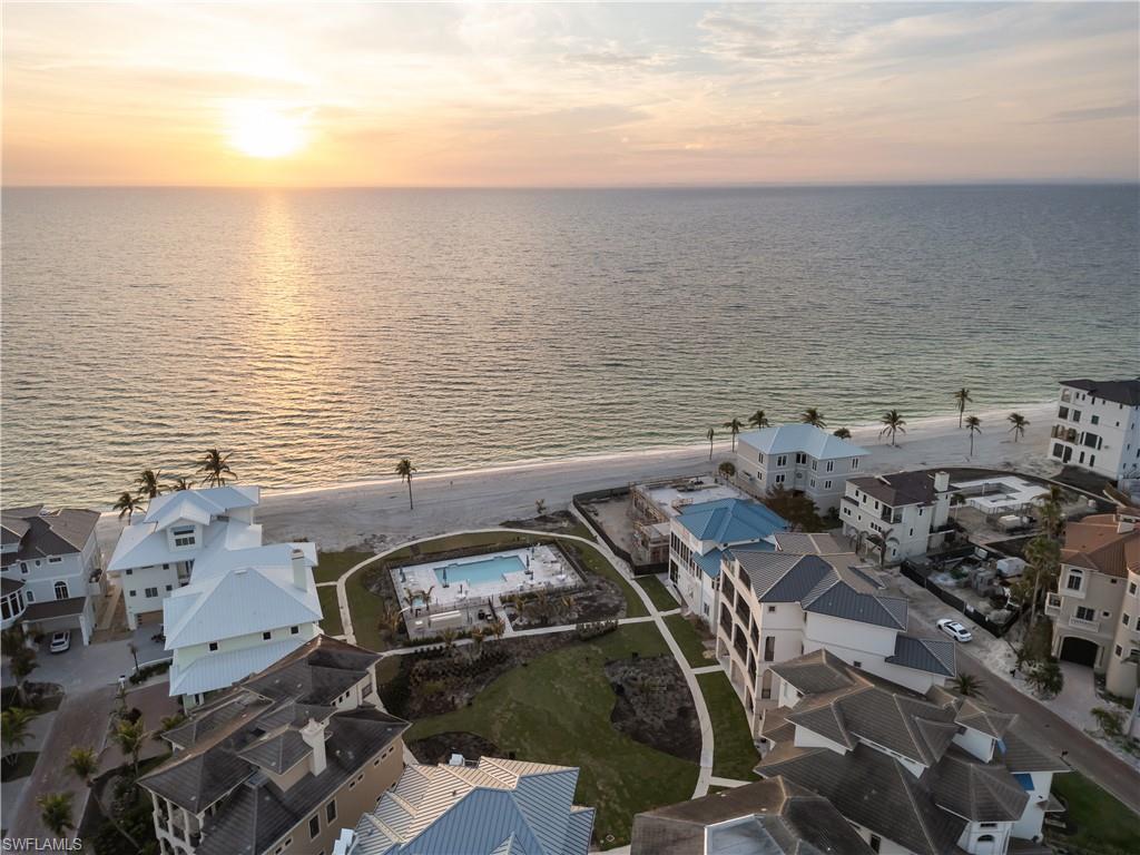 BAREFOOT BEACH - Residential
