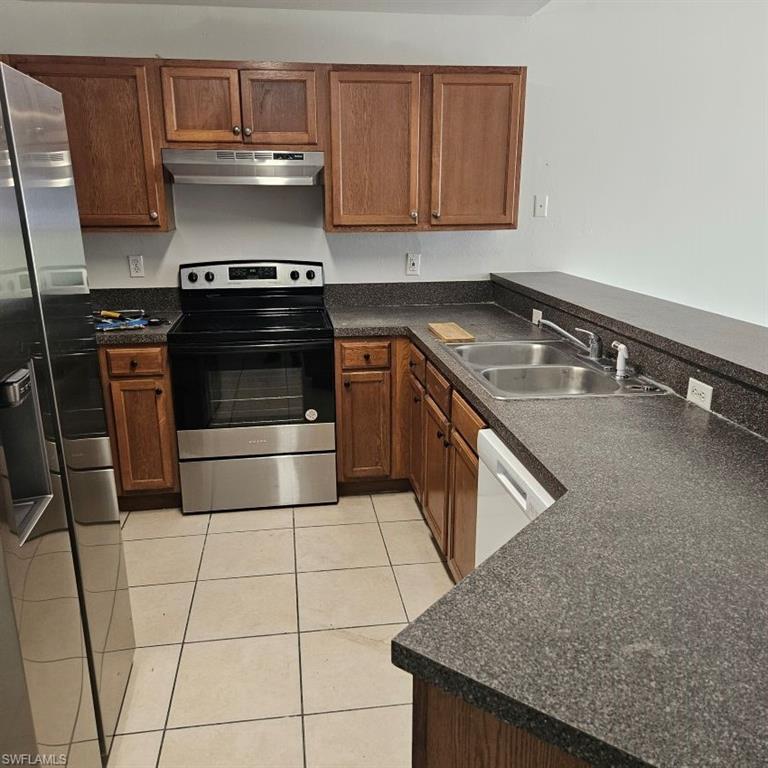 LEHIGH ESTATES - Residential Income