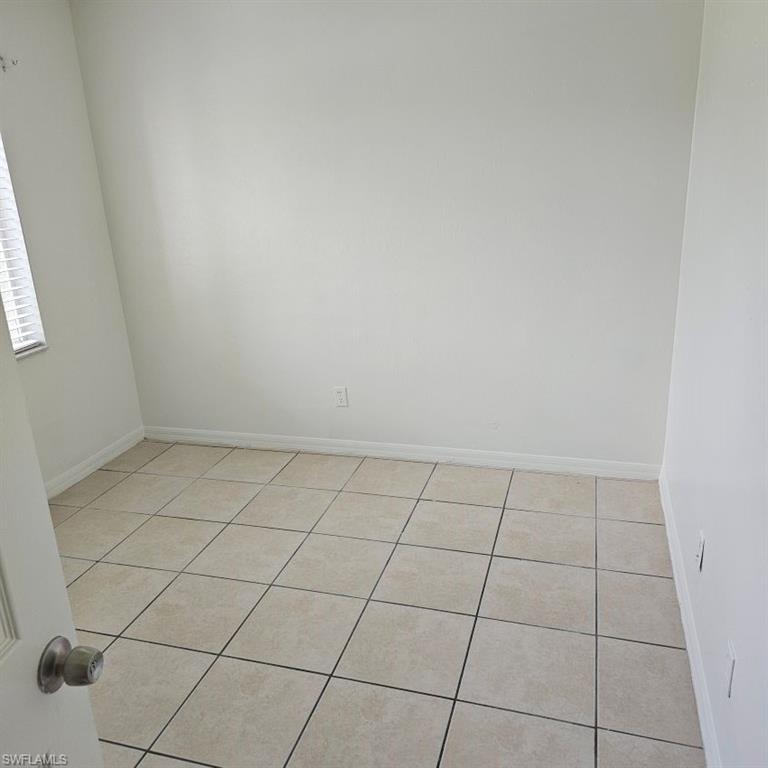 LEHIGH ESTATES - Residential Income