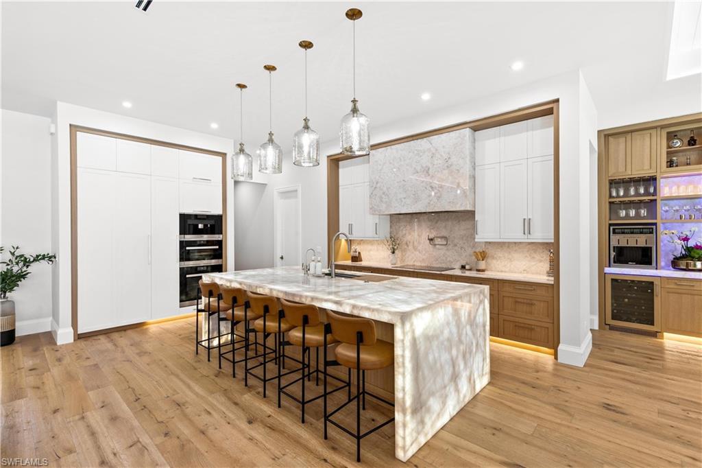 OAKES ESTATES - Residential