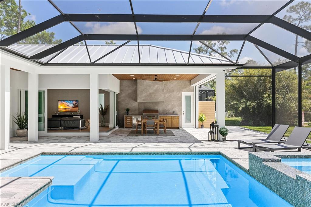 OAKES ESTATES - Residential