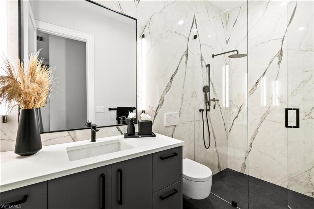 OAKES ESTATES - Residential