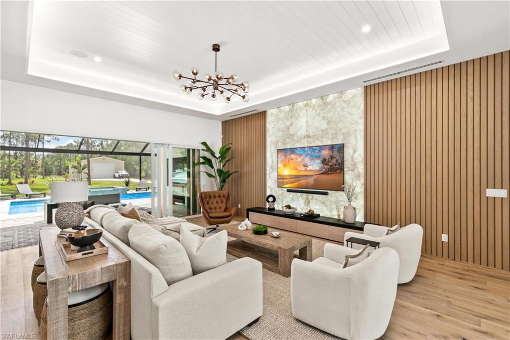 OAKES ESTATES - Residential