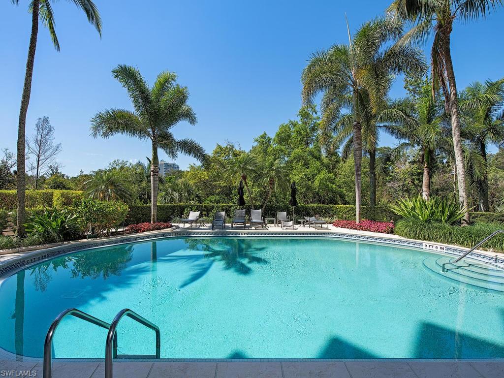 HERON AT PELICAN BAY - Residential