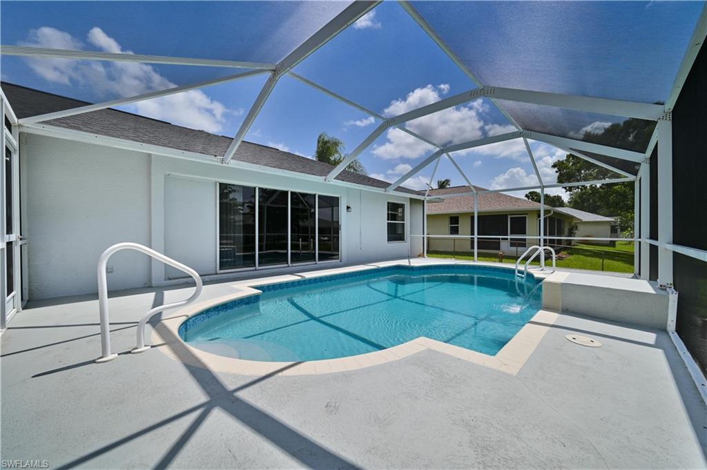 SAN CARLOS PARK - Residential