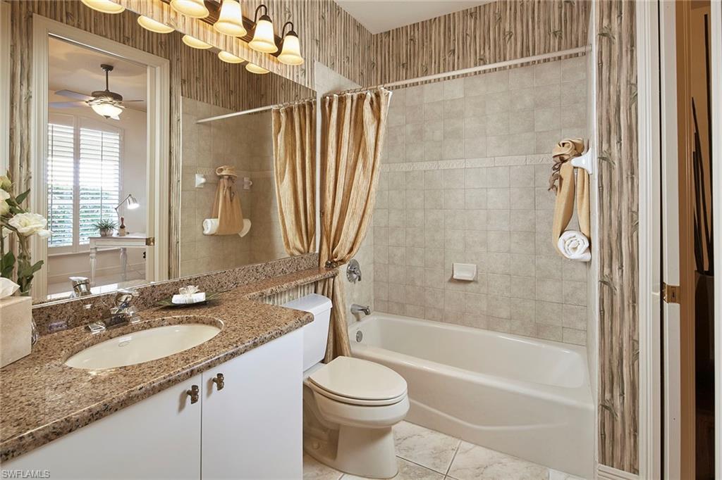 TROON LAKES - Residential