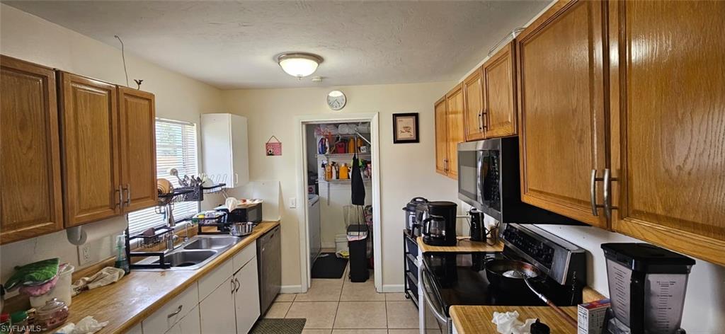 GOLDEN GATE CITY - Residential
