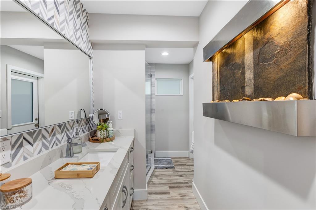 SANTINI CROSS UNREC - Residential
