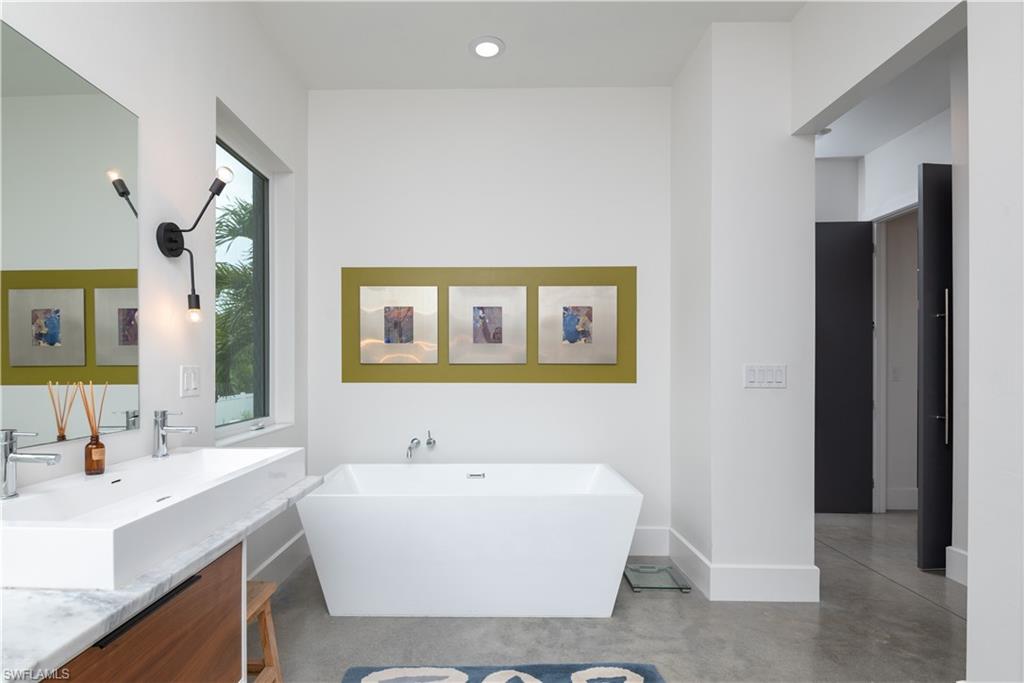 PUNTA GORDA - Residential